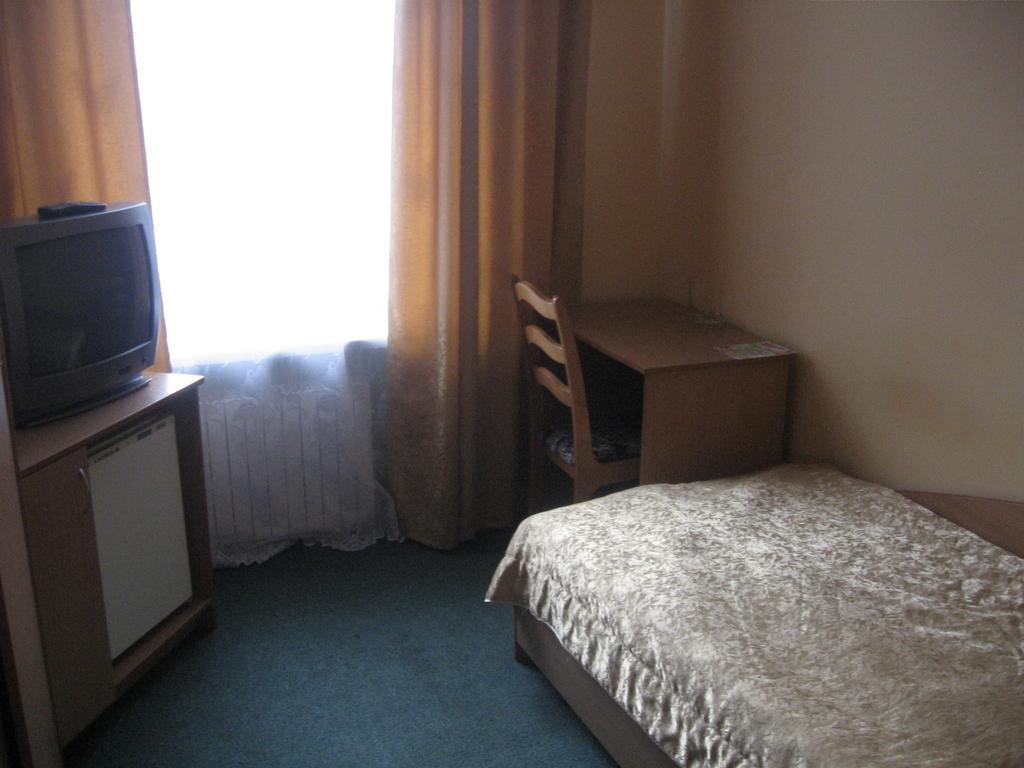 Sozh Hotel Gomel Quarto foto