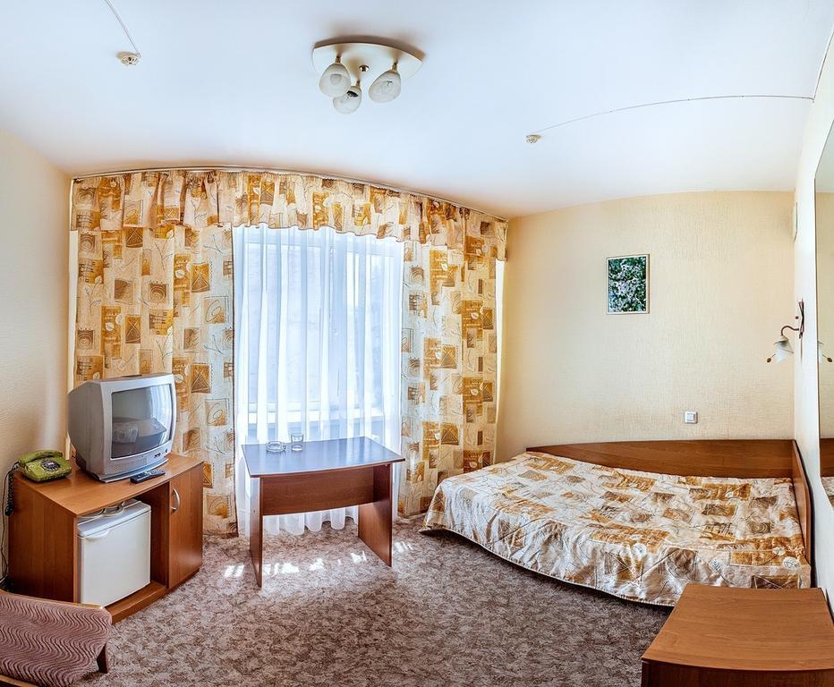 Sozh Hotel Gomel Quarto foto